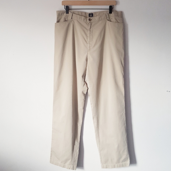 Dockers Khaki Pants - Picture 3 of 4
